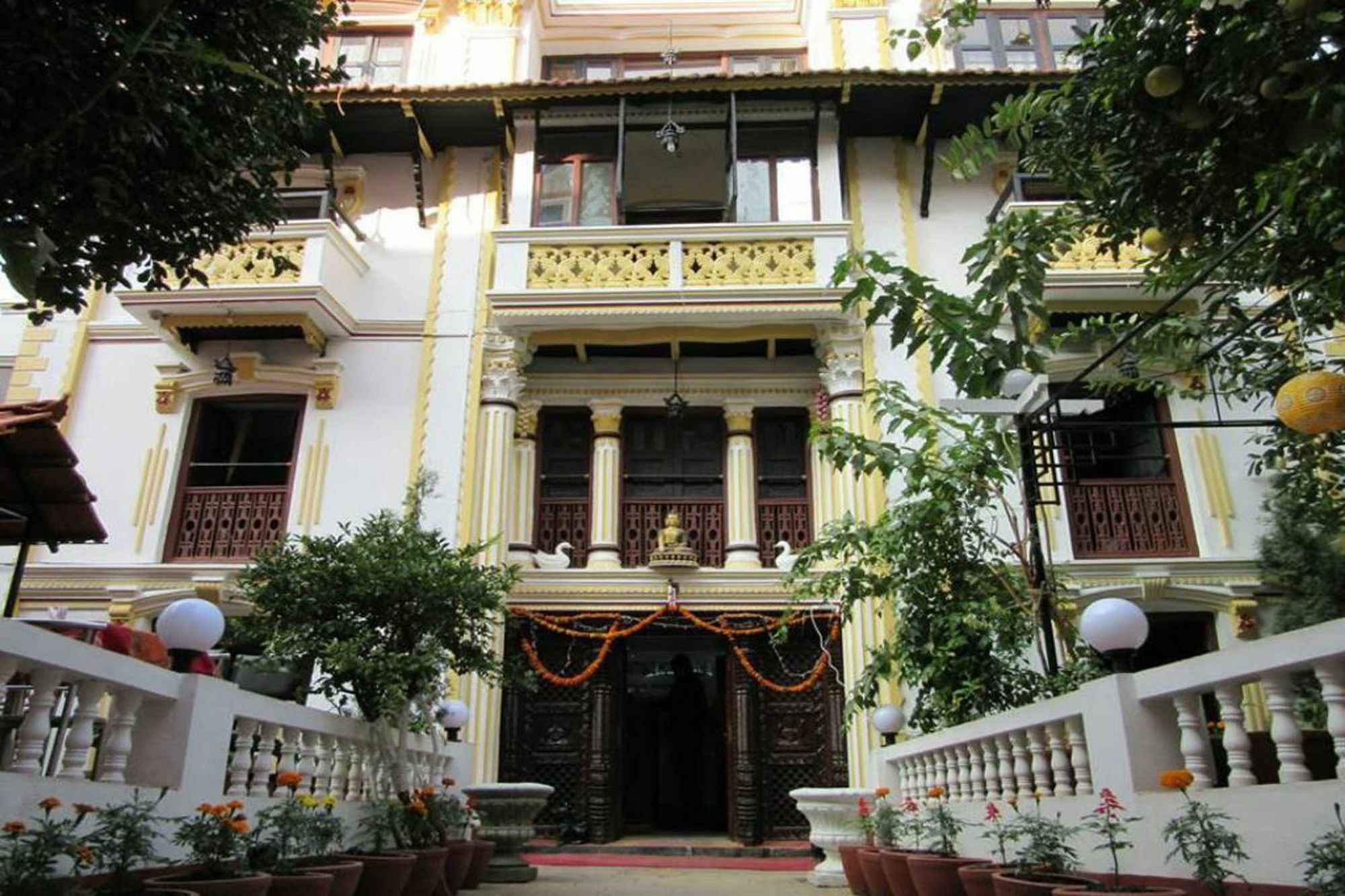 Kathmandu Boutique Hotel Экстерьер фото